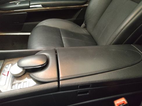 Used 2014 Mercedes-Benz CL 550 4MATIC image 26