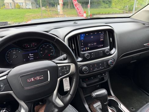 Used 2020 GMC Canyon SLE RWD image 27