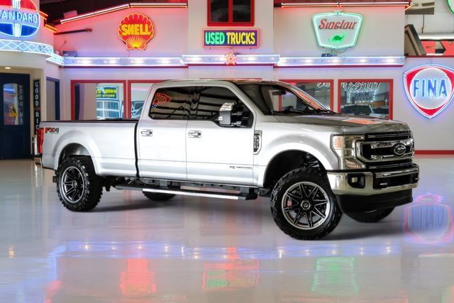 Used 2022 Ford F350 XLT w/ XLT Premium Package AWD/4WD image 1