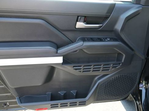 Used 2024 Toyota Tacoma TRD Off-Road AWD/4WD image 21