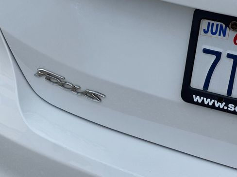 Used 2016 Ford Focus SE image 27