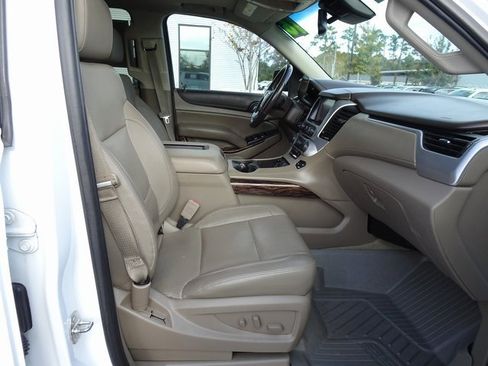 Used 2016 GMC Yukon SLT w/ Open Road Package image 18