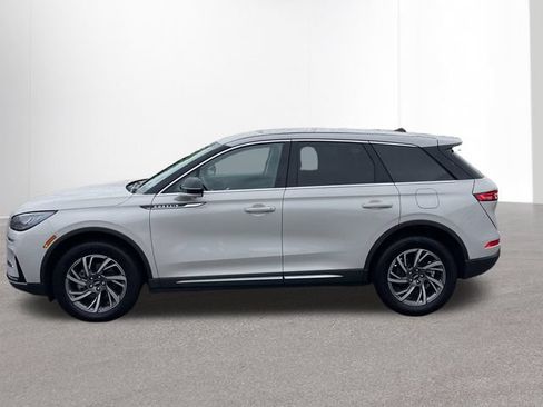 Used 2023 Lincoln Corsair AWD w/ Equipment Group 101A image 8