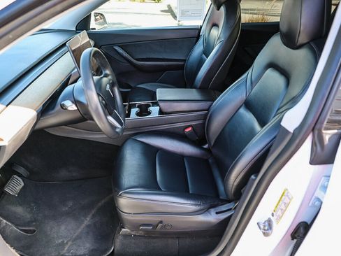 Used 2020 Tesla Model Y Long Range AWD/4WD image 9