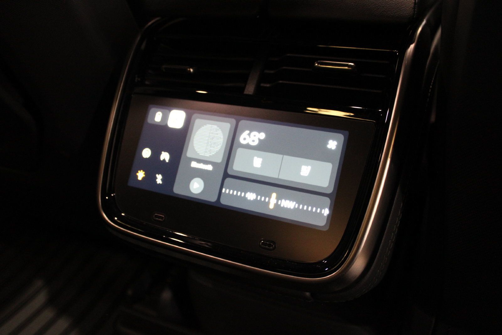 Used 2023 Rivian R1T Adventure Quad AWD/4WD image 20