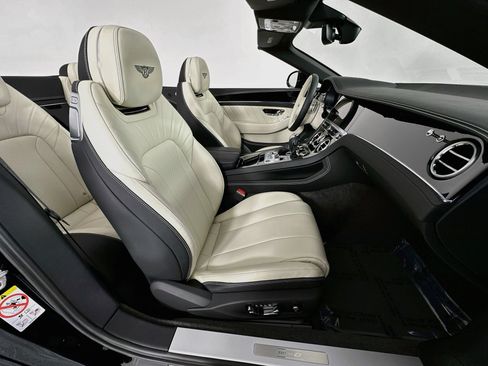 Certified 2024 Bentley Continental GT AWD/4WD image 26