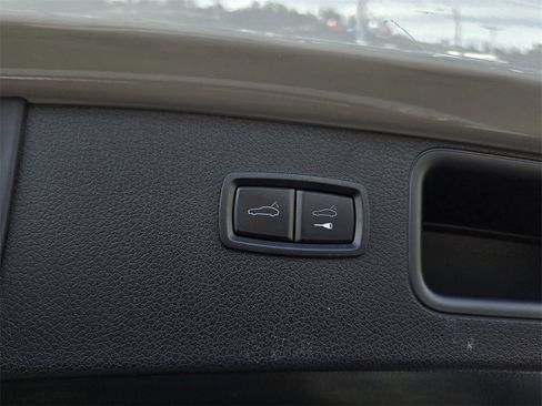 Used 2021 Porsche Macan GTS image 37