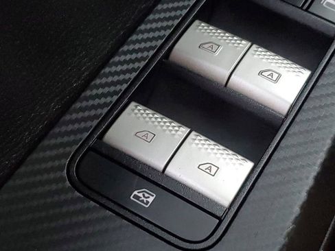 Used 2022 Mitsubishi Outlander SEL image 32