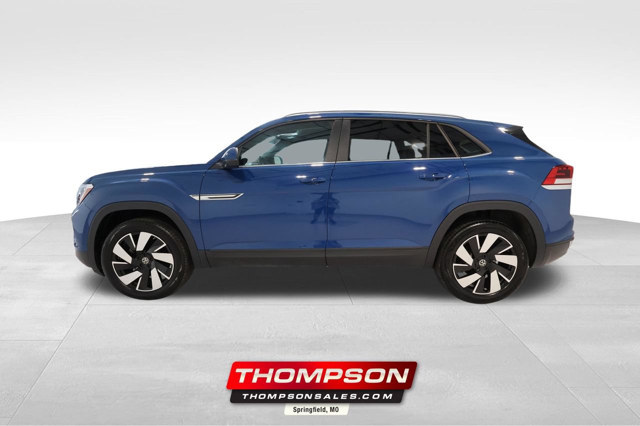 Used 2026 Volkswagen Atlas Cross Sport SE FWD image 1