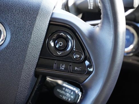 Certified 2022 Toyota Prius Prime LE image 30