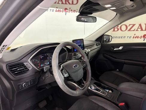 Certified 2022 Ford Escape SEL w/ SEL Stealth AWD Package image 12