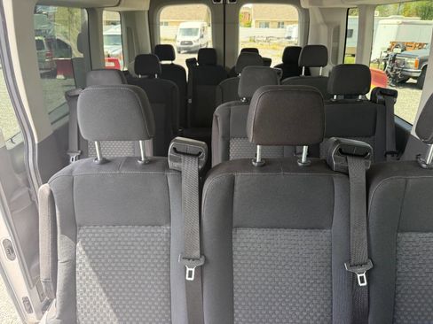 Used 2022 Ford Transit 350 XLT RWD image 27
