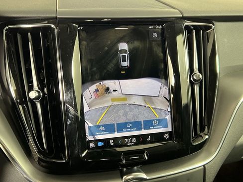 Certified 2025 Volvo XC60 B5 Core w/ Climate Package image 23