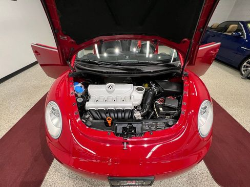 Used 2009 Volkswagen Beetle S image 41