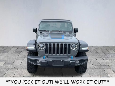Used 2021 Jeep Wrangler Unlimited Rubicon 4xe w/ Cold Weather Group AWD/4WD image 2