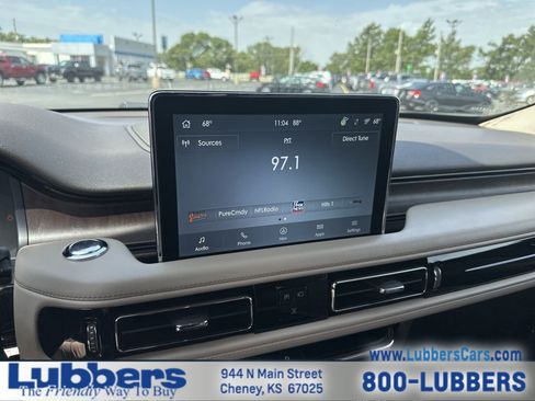 Used 2022 Lincoln Aviator Reserve RWD image 16