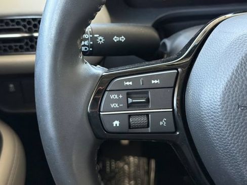 Certified 2024 Honda HR-V EX-L image 29