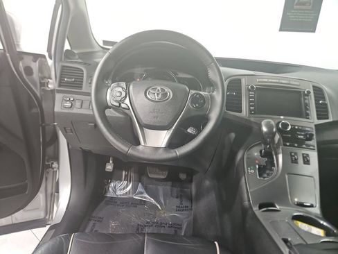 Used 2014 Toyota Venza Limited AWD/4WD image 14