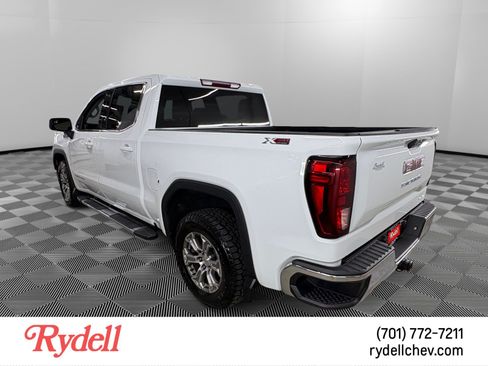 Used 2023 GMC Sierra 1500 SLE AWD/4WD image 3