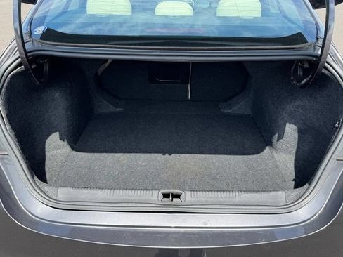 Used 2015 Chrysler 200 C FWD image 16