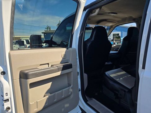 Used 2009 Ford F350 FX4 AWD/4WD image 16