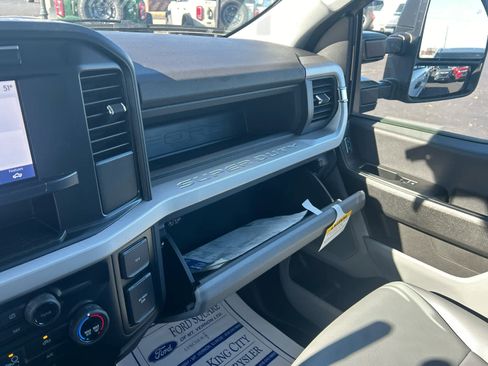 Used 2024 Ford F350 XL w/ XL Chrome Package image 51