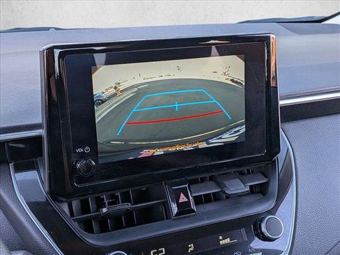 Used 2024 Toyota Corolla LE FWD image 18