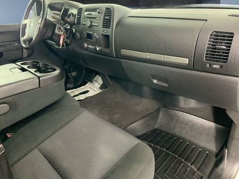 Used 2013 GMC Sierra 2500 SLE w/ SLE Preferred Package AWD/4WD image 14