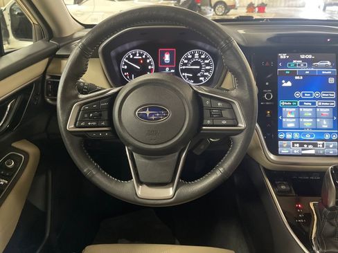 Certified 2025 Subaru Outback Limited image 15