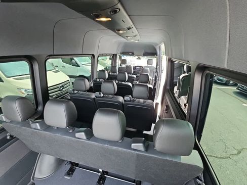 New 2025 Mercedes-Benz Sprinter 2500 image 7