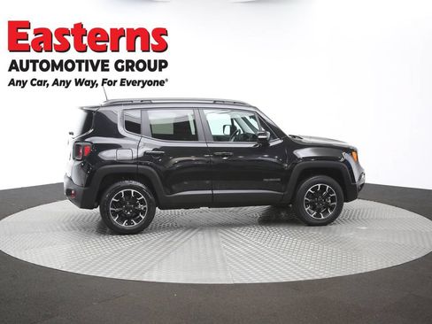 Used 2023 Jeep Renegade Latitude AWD/4WD image 45