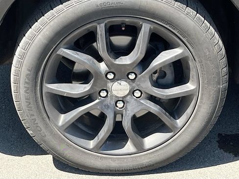 Used 2015 Dodge Durango R/T w/ Technology Group AWD/4WD image 31