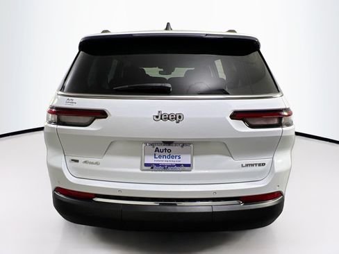 Used 2023 Jeep Grand Cherokee L Limited AWD/4WD image 6