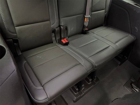 Used 2022 GMC Yukon Denali image 42