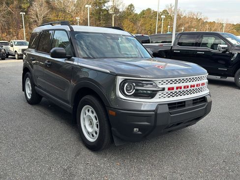 New 2025 Ford Bronco Sport Heritage w/ Convenience Package image 8