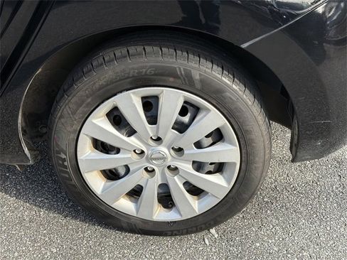 Used 2015 Nissan Leaf S w/ Charge Package image 19