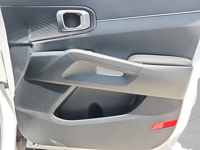 New 2026 Kia Sorento LX FWD image 30