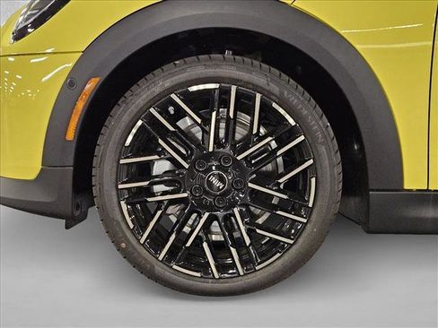 Used 2025 MINI Cooper S image 16