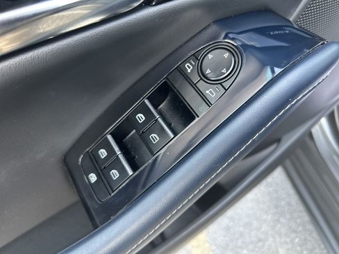 Used 2020 MAZDA CX-30 AWD w/ Preferred Package image 19