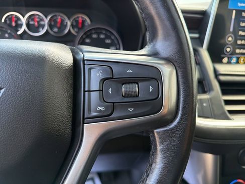 Used 2021 Chevrolet Tahoe Z71 w/ Z71 Signature Package AWD/4WD image 28