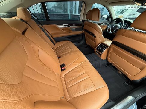 Used 2016 BMW 740i RWD image 17