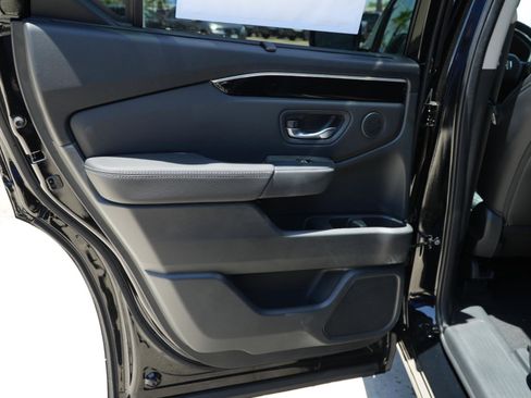 New 2026 Honda Pilot EX-L image 17