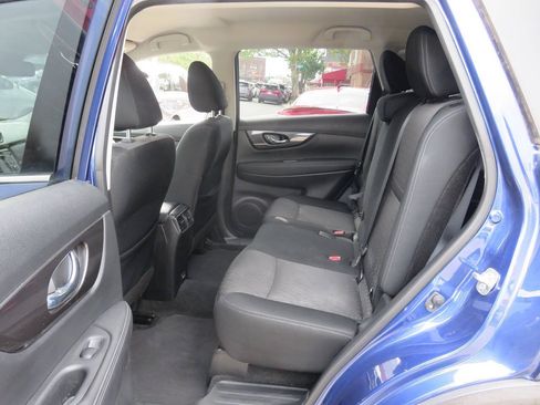 Used 2020 Nissan Rogue SV w/ Premium Package AWD/4WD image 20