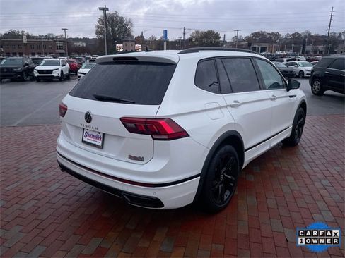 Used 2023 Volkswagen Tiguan SE R-Line image 36