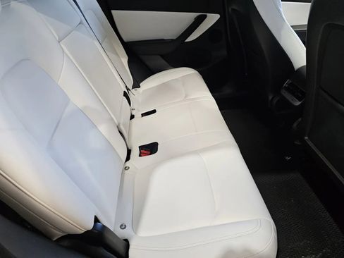 Used 2020 Tesla Model Y Long Range AWD/4WD image 9