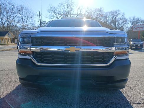 Used 2019 Chevrolet Silverado 1500 W/T image 3