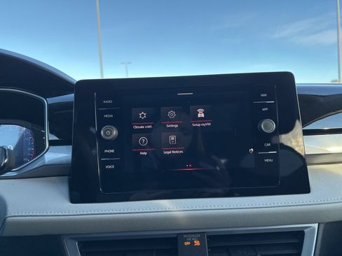 New 2026 Volkswagen Taos SEL AWD/4WD image 46