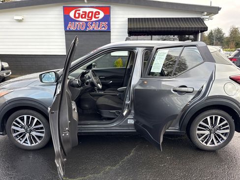 Used 2021 Nissan Kicks SV w/ Exterior Package FWD image 20