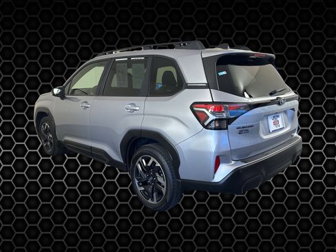 Certified 2025 Subaru Forester Limited image 11