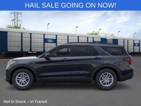 New 2026 Ford Explorer Active image 4